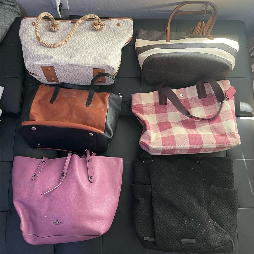 6 purse lot. Many name brands